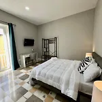 Dom wakacyjny Turretta Stay- 3 Bedroom Townhouse In Vittoriosa, Three Cities *